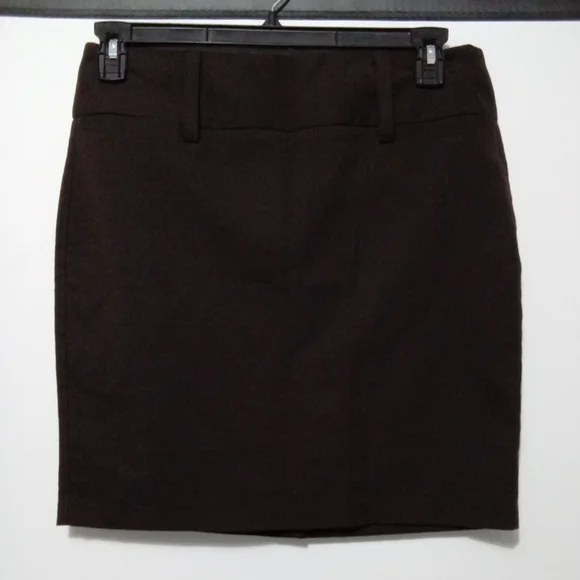 Maurices Dark Brown Mini Pencil Skirt - Size 7/8 - Picture 1 of 7